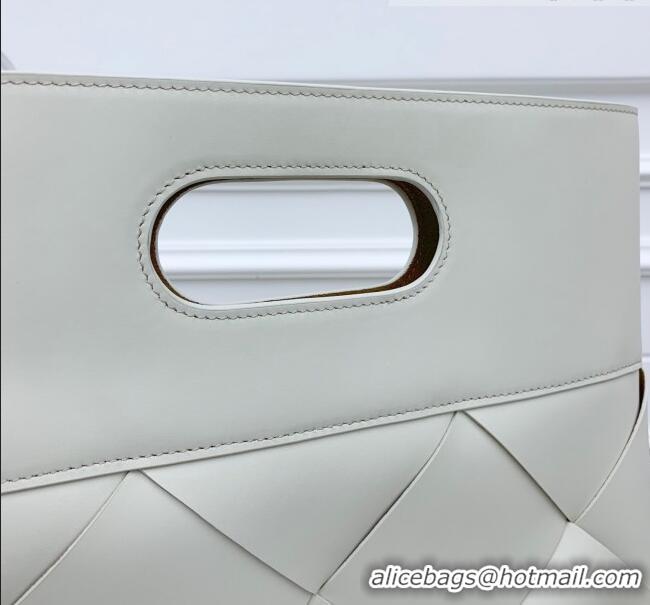 Unique Grade Bottega Veneta Small Cabat Shopping Tote in Maxi Woven Leather BV91020 White