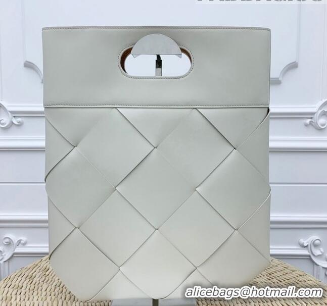 Unique Grade Bottega Veneta Small Cabat Shopping Tote in Maxi Woven Leather BV91020 White