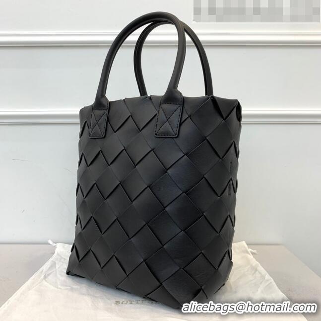 Famous Brand Bottega Veneta Maxi Cabat 30 Tote in Woven Nappa Lambskin BV12603 All Black