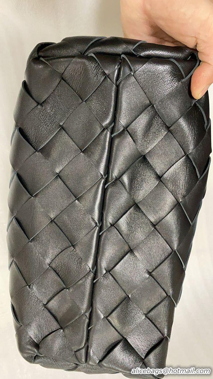 Famous Brand Bottega Veneta Maxi Cabat 30 Tote in Woven Nappa Lambskin BV12603 All Black