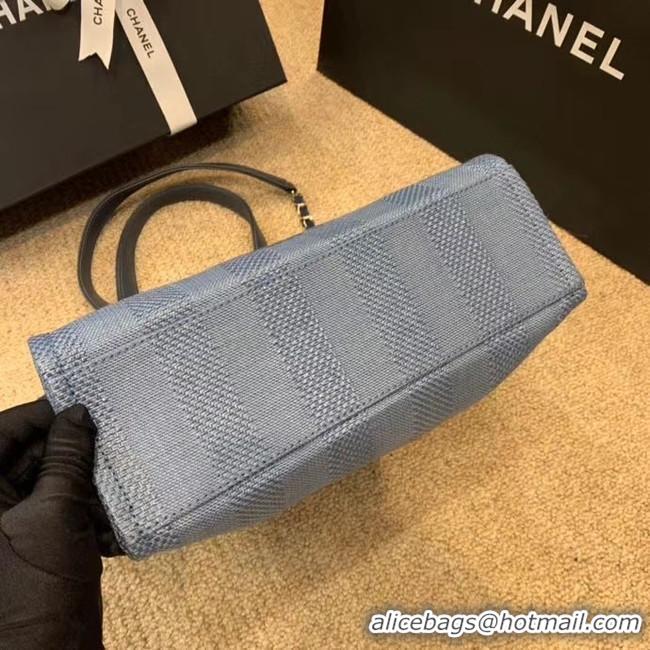 Sumptuous Chanel Shoulder Bag A66942 blue