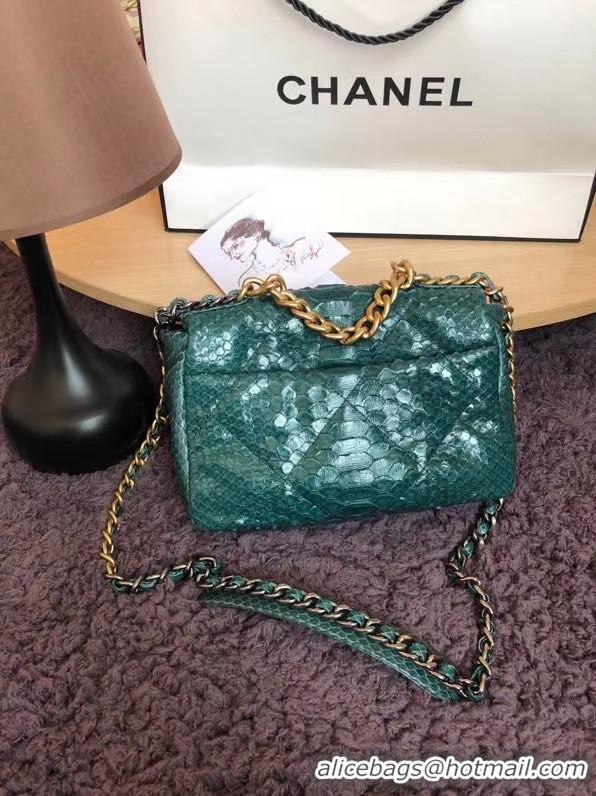 Luxury CHANEL 19 Flap Bag Original Snake skin flap bag AS1160 green