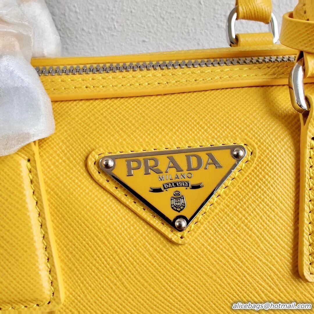 Pretty Style Prada Re-Edition 2005 top-handle bag 1BB846 yellow