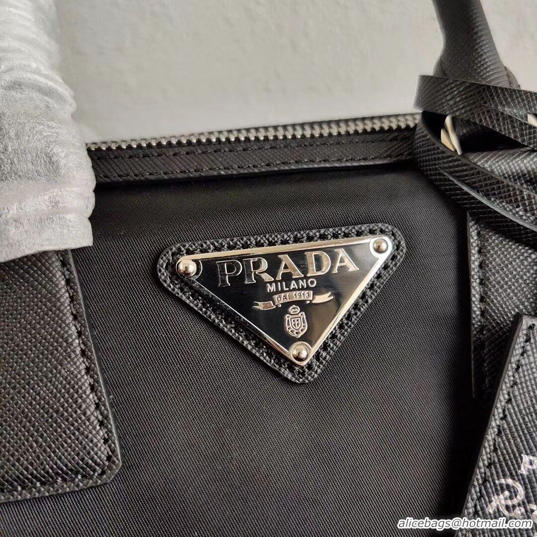 Luxury Prada Re-Edition 2005 top-handle bag 1PR846 black