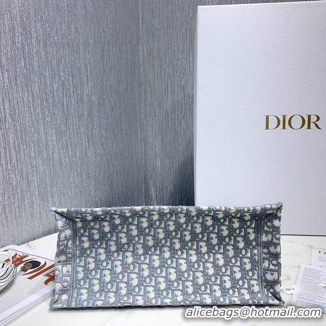 Grade SMALL DIOR BOOK TOTE Embroidered M1296-4