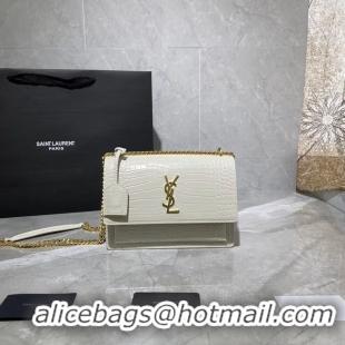 Practical Yves Saint Laurent Calfskin Leather Shoulder Bag Y542206A white&gold-Tone Metal