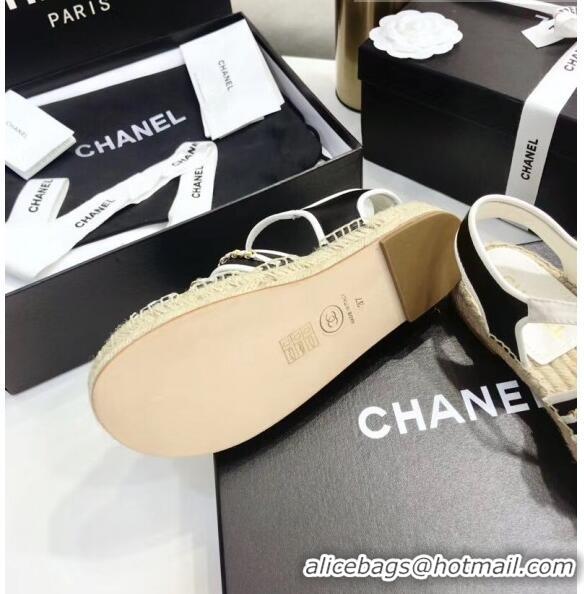 Good Product Chanel Lambskin Flat Sandals With Chains G35931 Black/White 2020