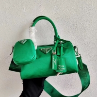 Luxury Hot Prada Re-...