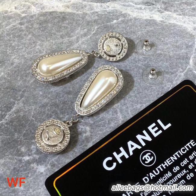 Luxurious Chanel Earrings CE4543