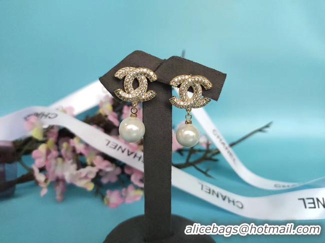 Well Crafted Chanel Earrings CE4757