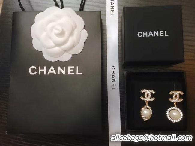 Stylish Chanel Earrings CE4866