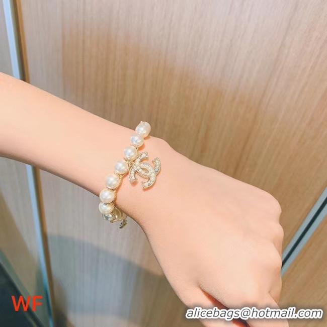 Stylish Chanel Bracelet CE4926