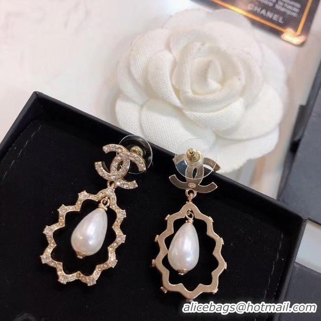 Feminine Chanel Earrings CE4986