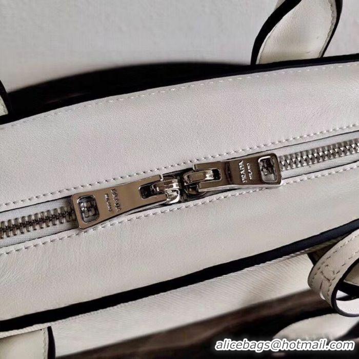 Pretty Style Prada Saffiano leather mini-bag 2BA269 White