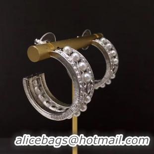 Stylish Chanel Earrings CE5077