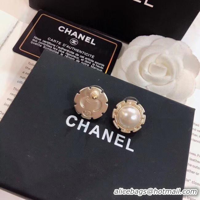 Stylish Chanel Earrings CE5197