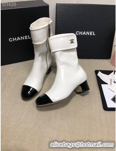 Low Cost Chanel Patent Leather Foldover Short Boots 45mm C72232 White 2020