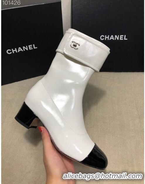 Low Cost Chanel Patent Leather Foldover Short Boots 45mm C72232 White 2020