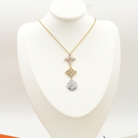 Affordable Price LV Necklace VCA5699