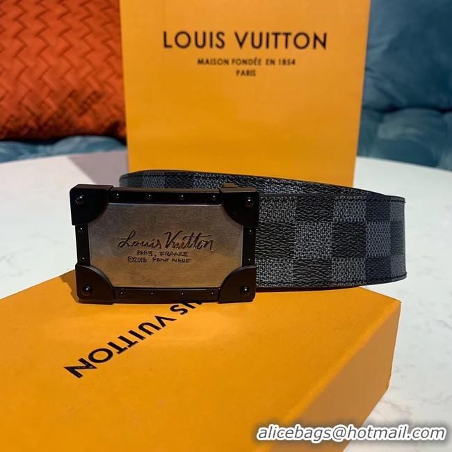 Sophisticated Louis Vuitton Leather Belt M0198 30MM