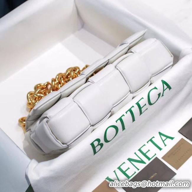 Low Price Bottega Veneta THE CHAIN CASSETTE Expedited Delivery 631421 white