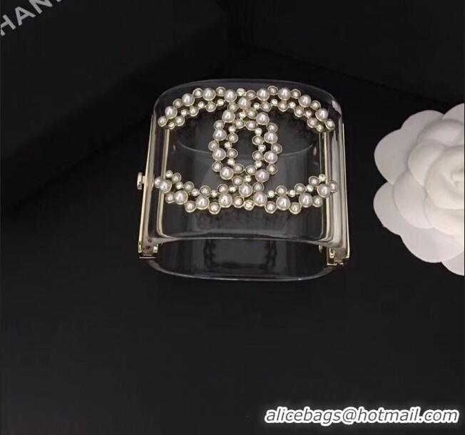 Unique Style Chanel Resin Double Pearl CC Cuff Bracelet CC1621 2019