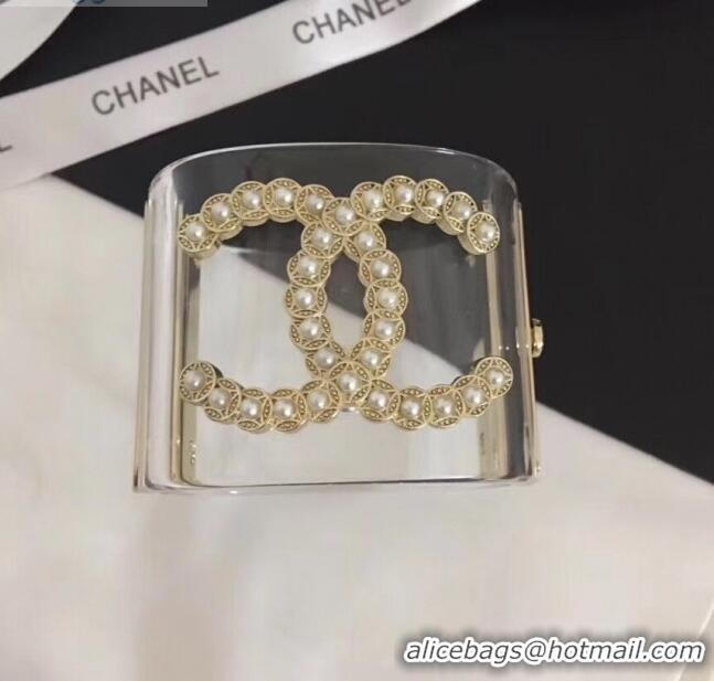 Low Cost Chanel Resin Pearl CC Cuff Bracelet CC7101 2019