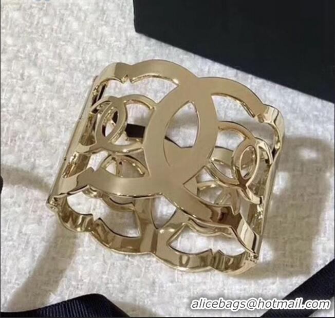 Top Quality Chanel Cutout Metal Cuff Bracelet AB2655 Gold 2019