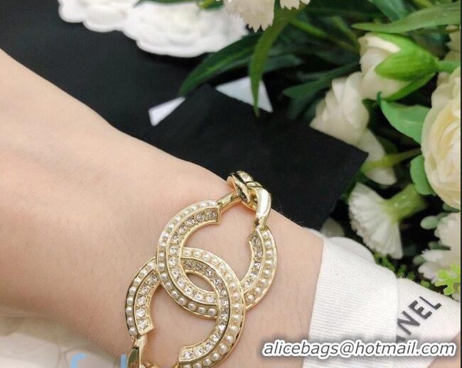 Low Cost Chanel Pearl CC Chain Bracelet CC0327 2020