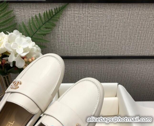 New Product Chanel Lambskin Pearl CC Flat Loafers C2833 White Leather 2020