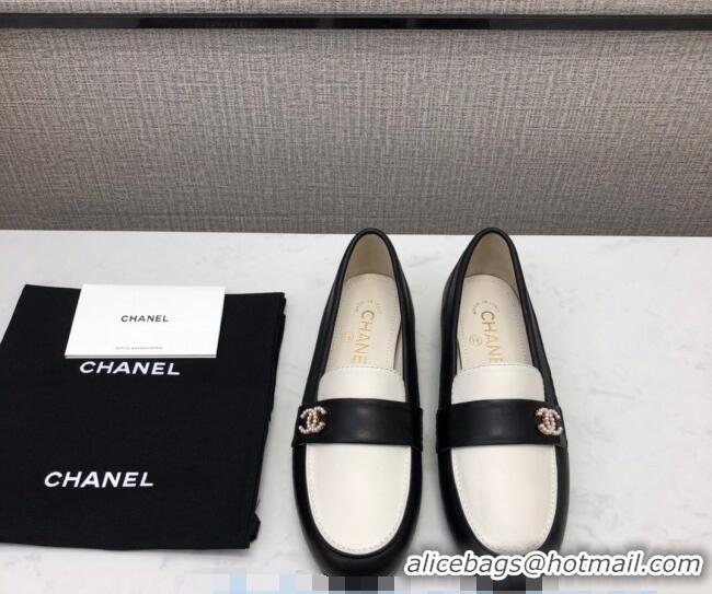 Top Quality Chanel Lambskin Pearl CC Flat Loafers C2833 Black/White 2020