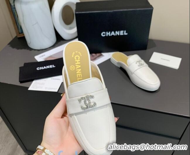 Discount Chanel Lambskin Crystal CC Flat Loafers Mules C1035 White 2020