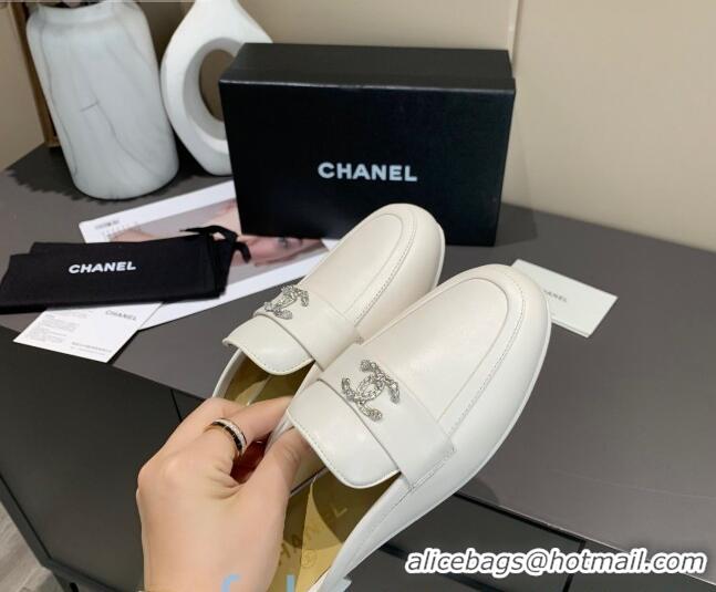 Discount Chanel Lambskin Crystal CC Flat Loafers Mules C1035 White 2020