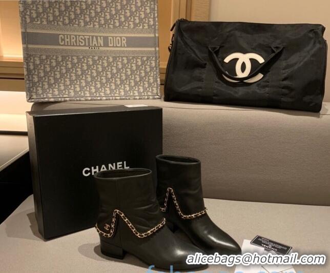 Luxury Classic Chanel Leather Foldover Chain Short Boots G34929 Black 2020