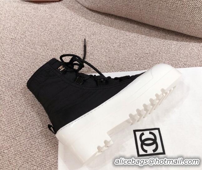 New Stylish Chanel Fabric and Patent Leather Lace-up Short Boots C1150 Black/White 2020