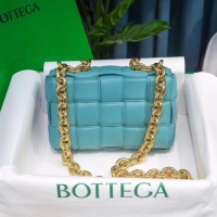 Good Quality Bottega Veneta THE CHAIN CASSETTE Expedited Delivery 631421 light blue