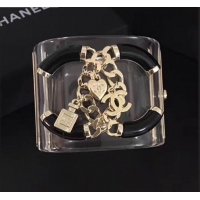 New Design Chanel Resin Lock Chain CC Cuff Bracelet CC1623 2019