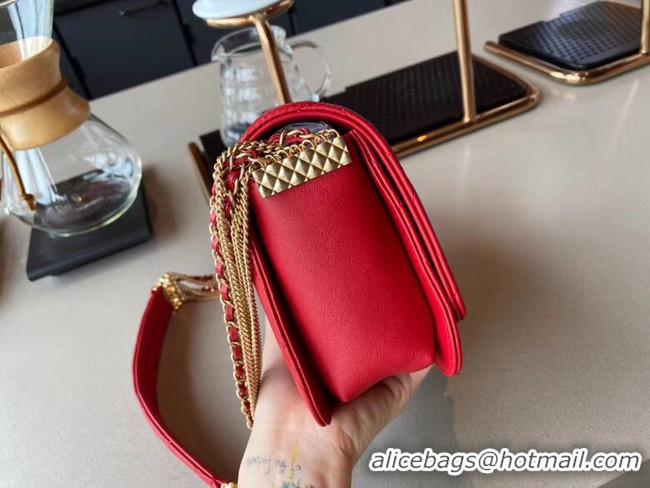 Modern Classic Chanel small flap bag Lambskin & Gold-Tone Metal AS2052 red