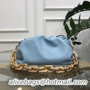 Stylish Bottega Veneta THE CHAIN POUCH 620230 LIGHT BLUE