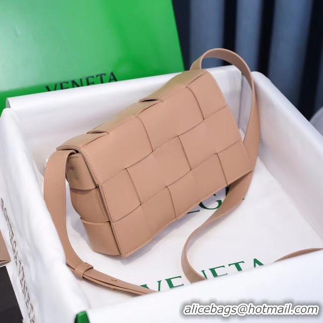 Well Crafted Bottega Veneta BORSA CASSETTE 578004 ALMOND