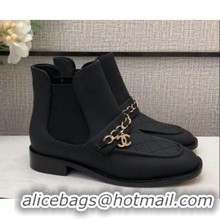 Stylish Chanel Quilted Calfskin Short Chelsea Boot with Chain 92433 Black