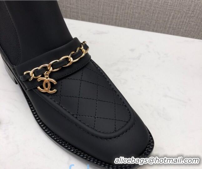 Stylish Chanel Quilted Calfskin Short Chelsea Boot with Chain 92433 Black