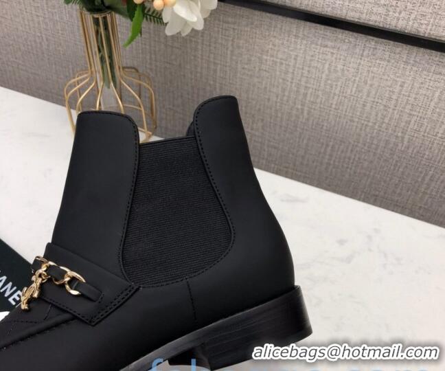 Stylish Chanel Quilted Calfskin Short Chelsea Boot with Chain 92433 Black