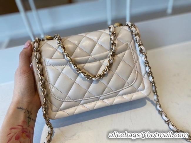 Pretty Style Chanel flap bag Calfskin & Gold-Tone Metal AS2055 white