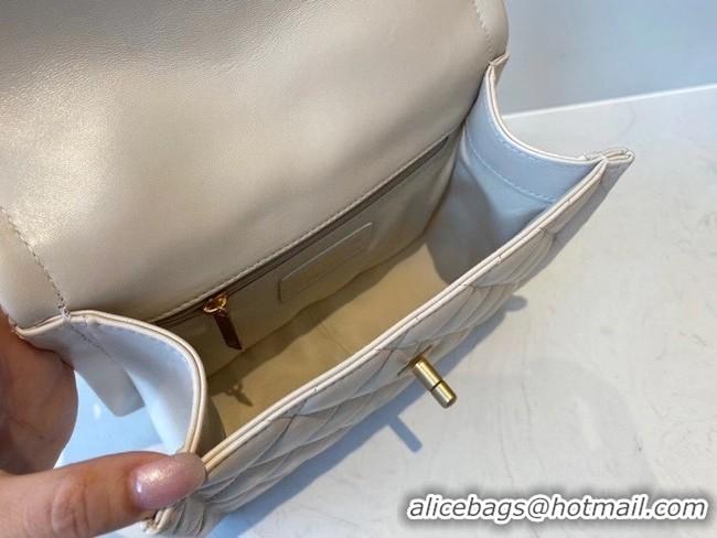 Pretty Style Chanel flap bag Calfskin & Gold-Tone Metal AS2055 white