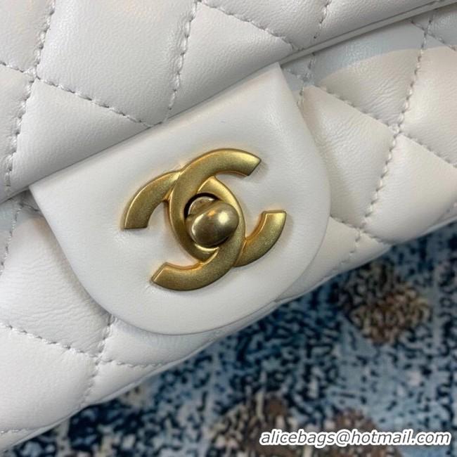 Buy Inexpensive Chanel small flap bag Lambskin & Gold-Tone Metal AS2204 white