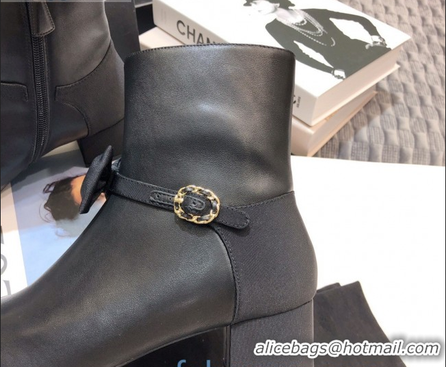 Sophisticated Chanel Grained Calfskin Mid-Heel Short Boots with CC Bow Black 2020