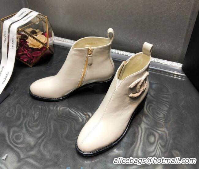 Top Quality Chanel Calfskin Chelsea Short Boots with CC Charm 102247 White 2020