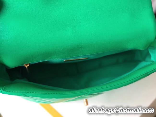 Market Sells Chanel 19 flap bag AS1161 green