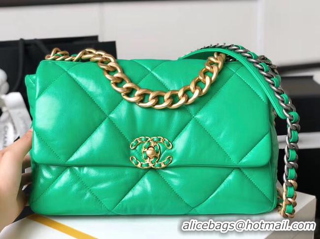 Market Sells Chanel 19 flap bag AS1161 green